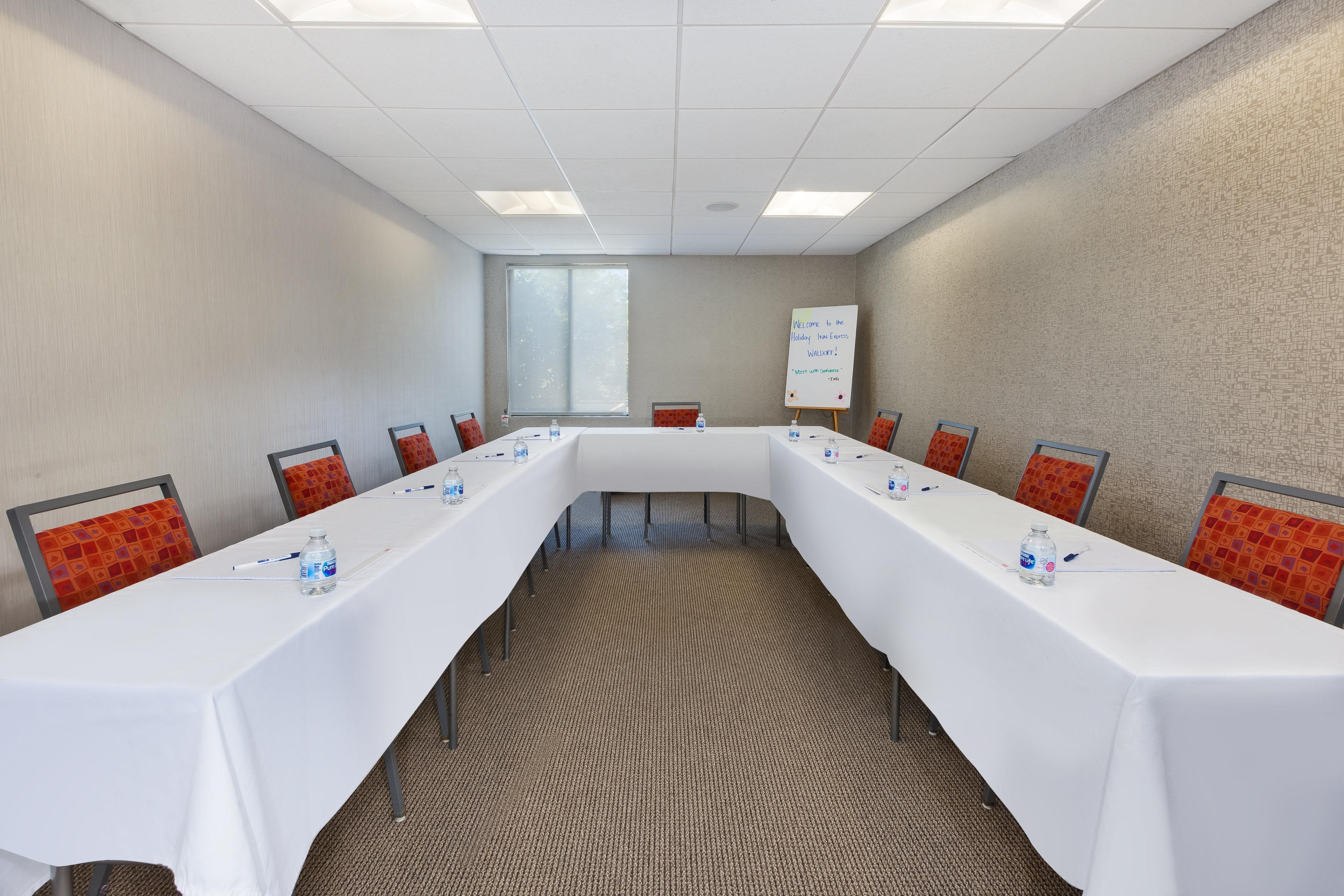 Holiday Inn Express - Waldorf By Ihg Exterior photo