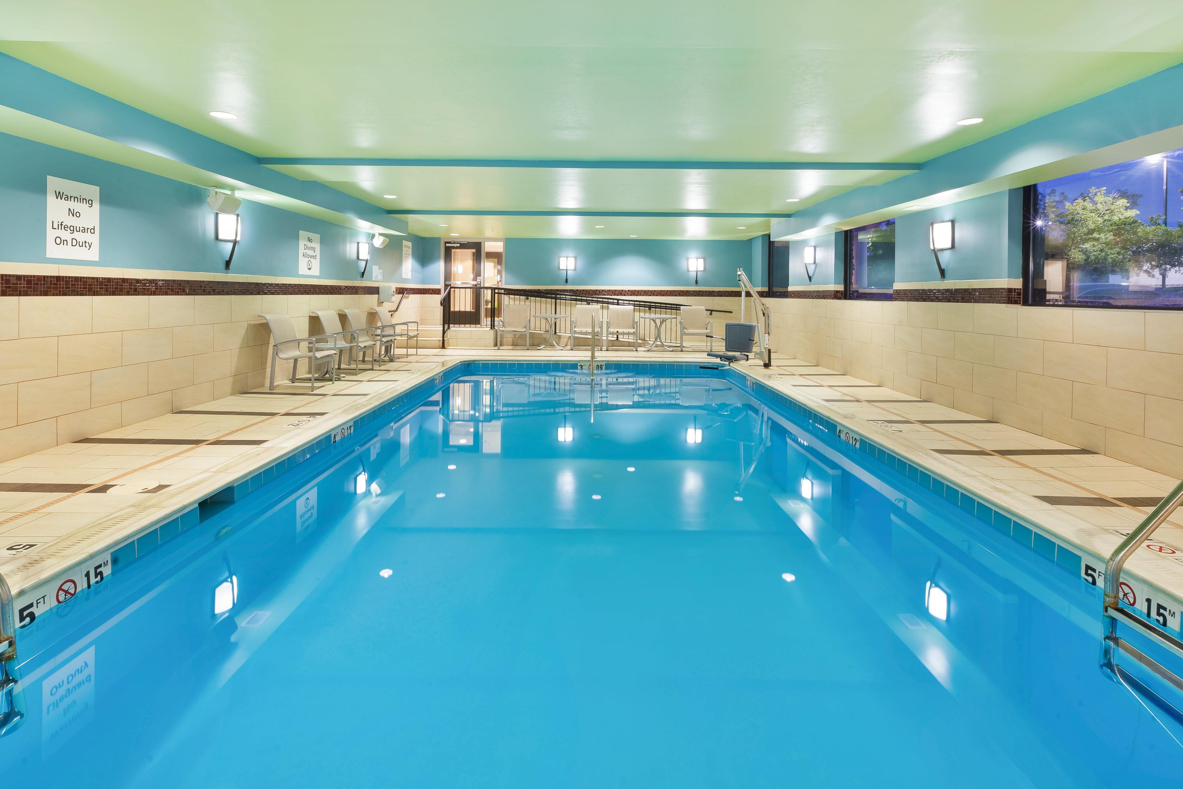 Holiday Inn Express - Waldorf By Ihg Exterior photo