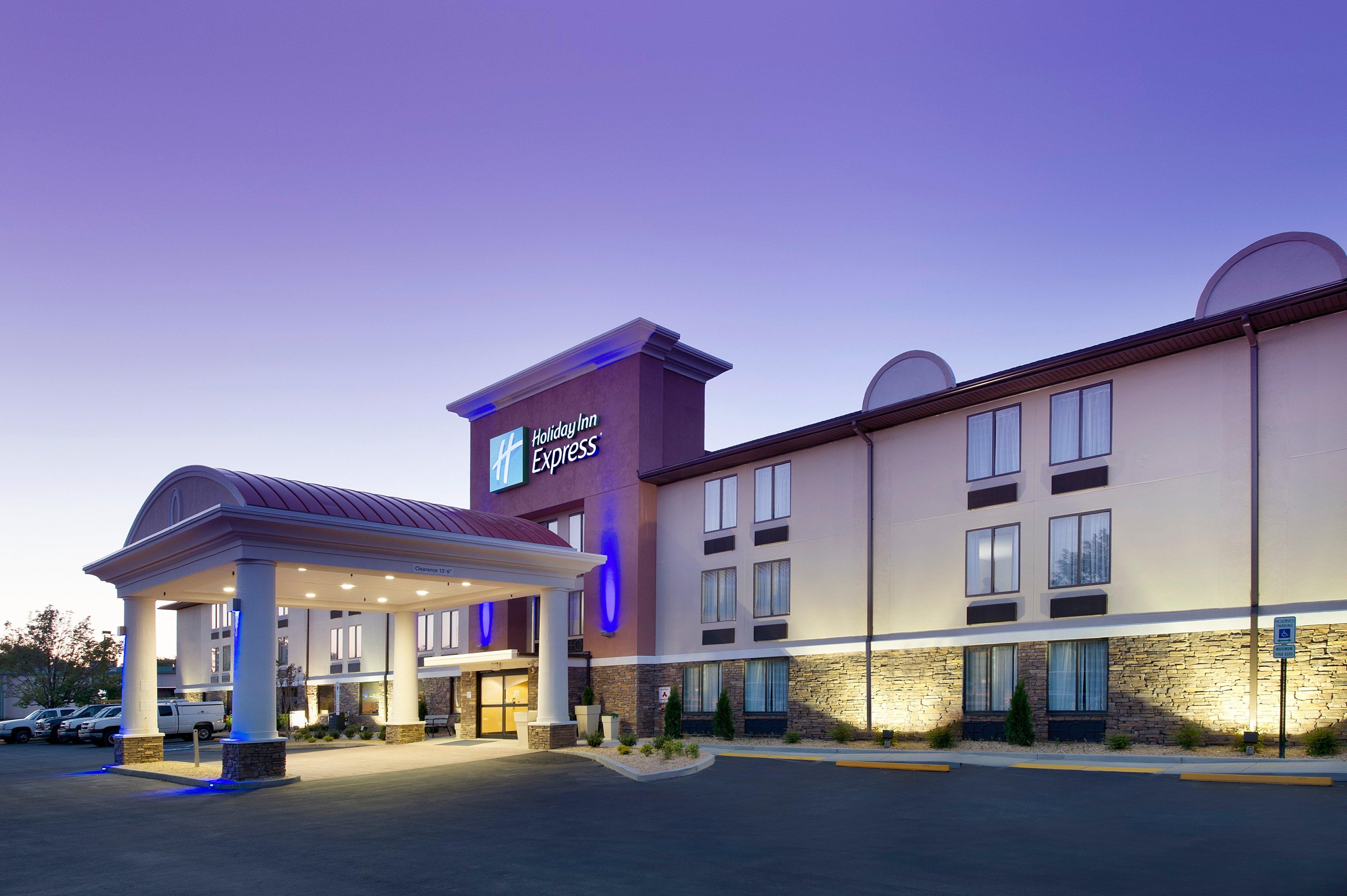 Holiday Inn Express - Waldorf By Ihg Exterior photo